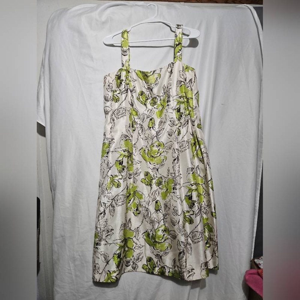 Floral Print Women's Dress - Green and White